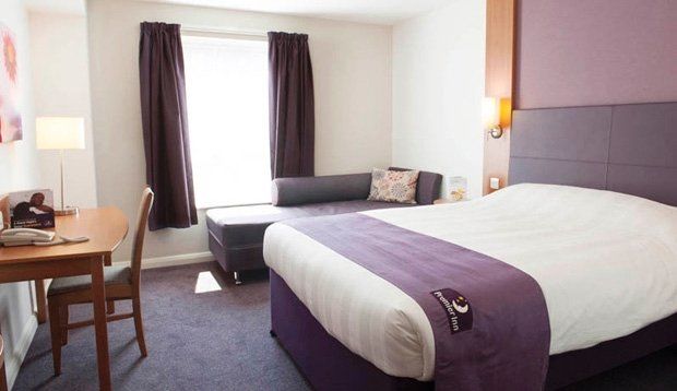 Premier Inn Hatfield Extérieur photo